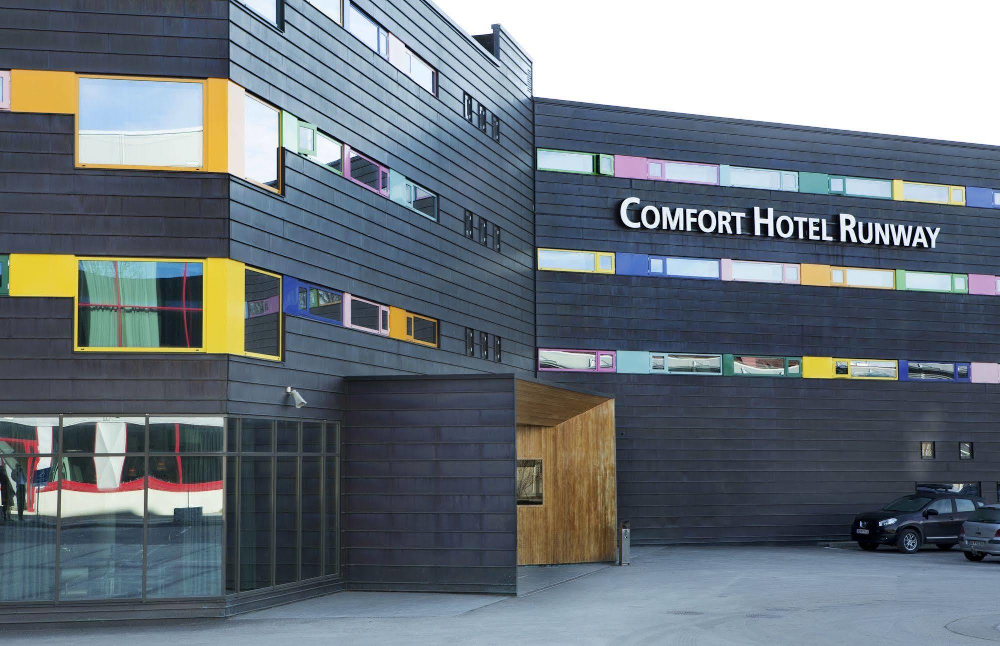 Comfort Runway Hotel 4*